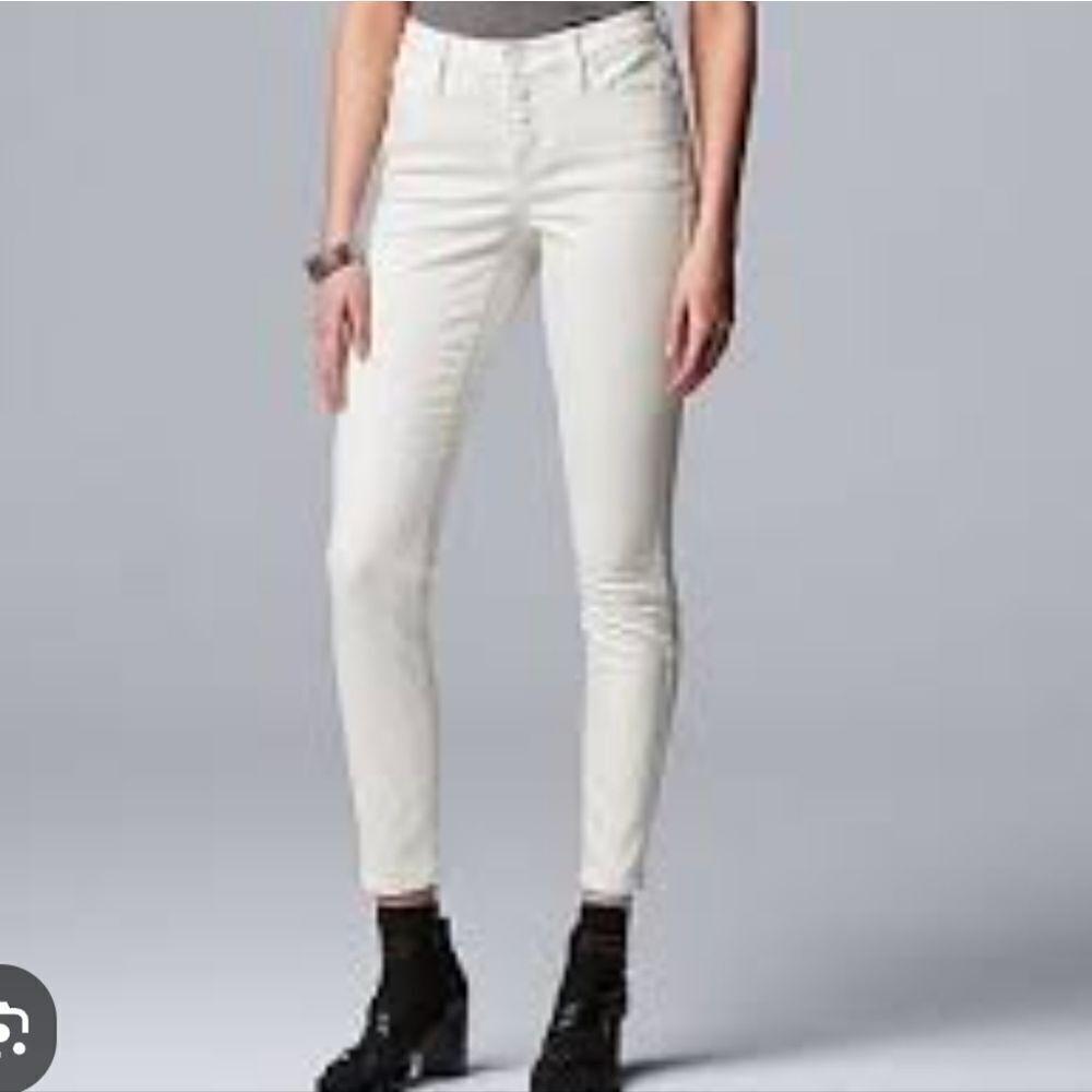 Vera Wang Simply Vera Ivory Skinny Jeans